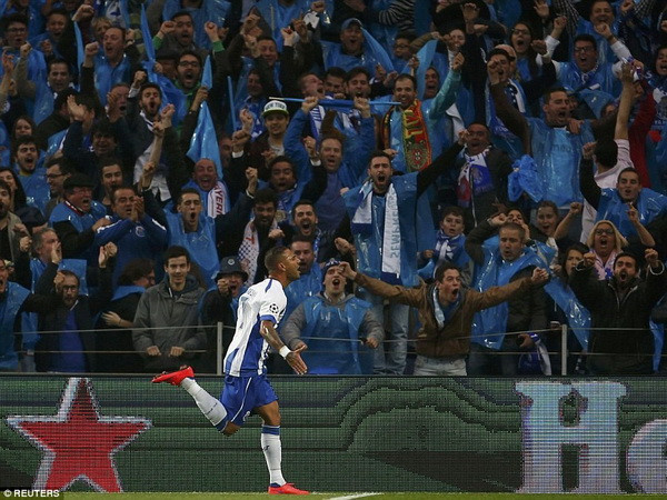 Porto-Bayern 3-1: Một Bayern lạ lẫm và đầy bối rối ảnh 1