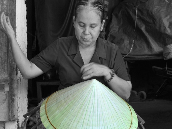 Phát hiện thêm nhiều nghệ nhân gìn giữ những “hạt ngọc” truyền thống ảnh 1