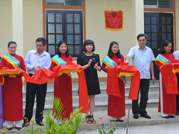 VietinBank bàn giao công trình trường mầm non xã Yên Hợp ảnh 1