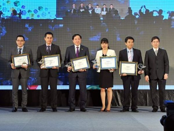 VietinBank lọt vào top 5 ngân hàng được quan tâm nhất ảnh 1