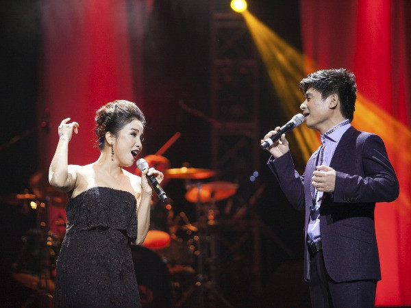 Đêm nhạc Tấn Minh: "Vẫn cảm xúc và dịu dàng như ngày nào!" ảnh 5