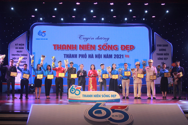 Tuyên dương 65 cá nhân, tập thể thanh niên Thủ đô có nếp sống đẹp ảnh 1