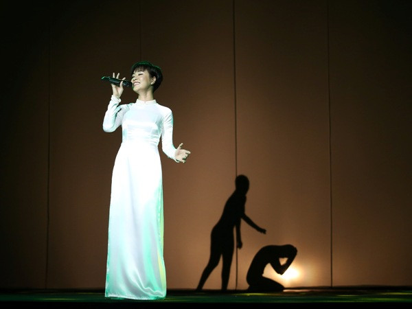 “Câu chuyện hòa bình số 2”: “Lửa” đã khép lại đầy hào sảng, ấn tượng ảnh 8