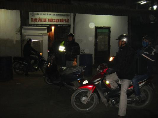 Đón Tết với những con van, giữ nước sạch cho Thủ đô ảnh 1