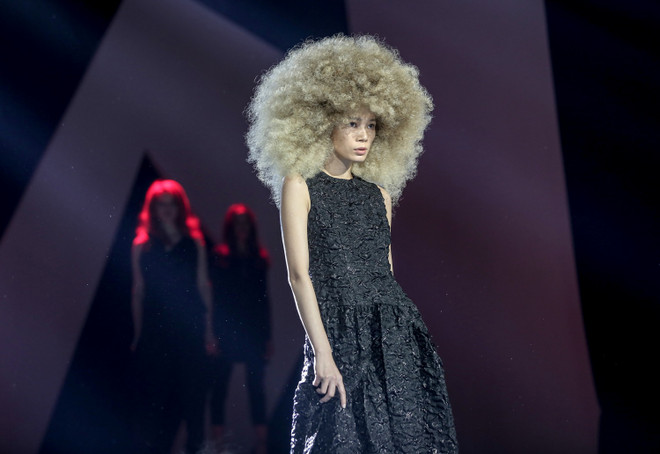 [Photo] "Phù thủy tóc" Angelo Seminara biến hóa với kỹ thuật 3D kỳ ảo ảnh 2