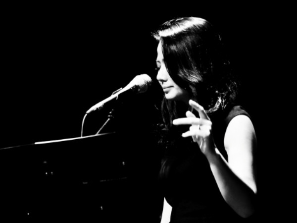 Giang Trang: Ẩn mình, để khởi lộ "vùng trời khác" trong cõi Trịnh ảnh 1