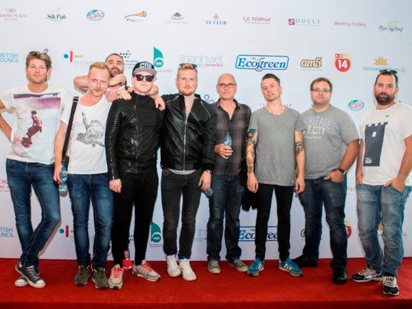 Diva Hồng Nhung lần đầu “khoe” hai con với "Gió mùa" Hà Nội ảnh 8