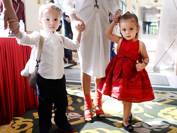 Diva Hồng Nhung lần đầu “khoe” hai con với "Gió mùa" Hà Nội ảnh 2