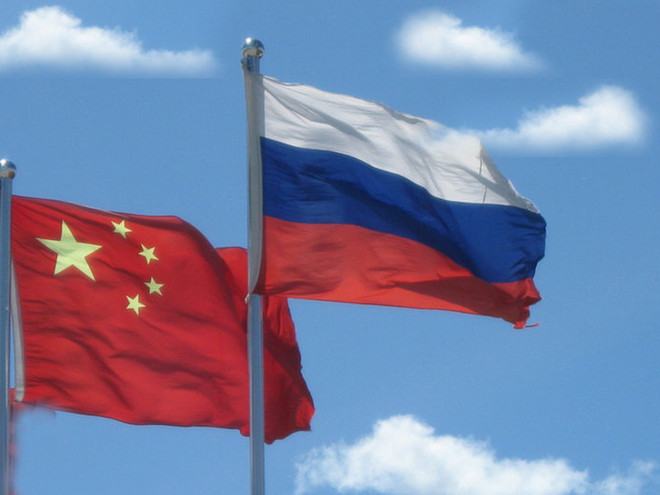 Chủ tịch Trung Quốc Tập Cận Bình điện đàm với Tổng thống Nga Putin ảnh 1