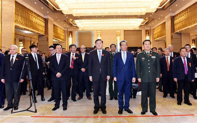 Kỷ niệm 69 năm thiết lập quan hệ ngoại giao Việt Nam-Trung Quốc ảnh 1