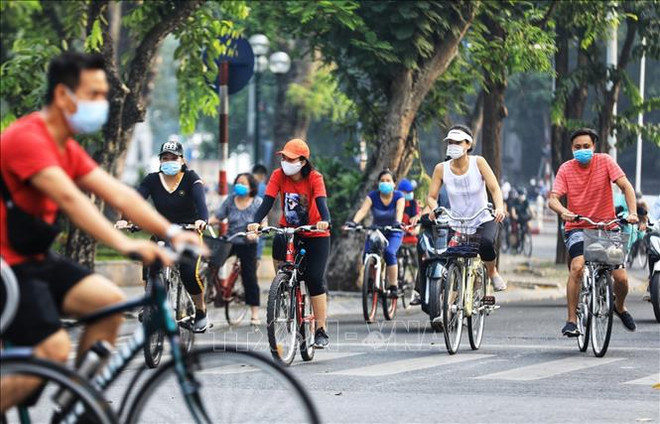 Các hoạt động thể thao ngoài trời tại Thành phồ Hồ Chí Minh cần thiết bởi giúp cơ thể duy trì, nâng cao thể lực, phòng chống bệnh tật, giảm thiểu tối đa nguy cơ lây nhiễm bệnh. (Ảnh: TXVN) Kiến nghị cho phép mở lại hoạt động tập luyện thể dục thể thao ảnh 1