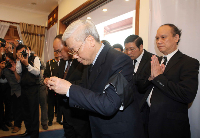 Lãnh đạo Đảng, Nhà nước viếng Trưởng Ban nội chính Nguyễn Bá Thanh ảnh 1