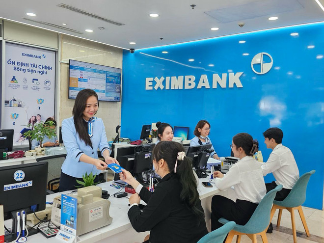 Gói chuyển tiền Efee với những ưu đãi đặc biệt từ Eximbank mang đến nhiều lợi ích cho doanh nghiệp vừa và nhỏ, giúp tiết kiệm tối đa chi phí. (Ảnh: Vietnam+) Hình 2 (1).jpg