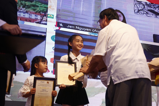 Xúc động chương trình Vinh danh con cháu vua Hùng toàn cầu 2020 ảnh 2