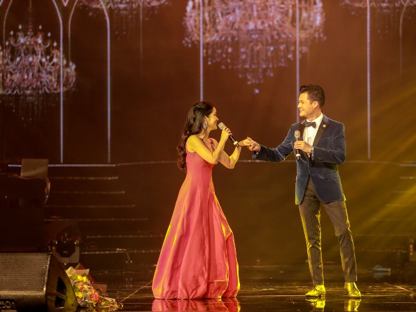 Tùng Dương, Bằng Kiều chinh phục gần 4 nghìn phụ nữ trong đêm “Son” ảnh 2