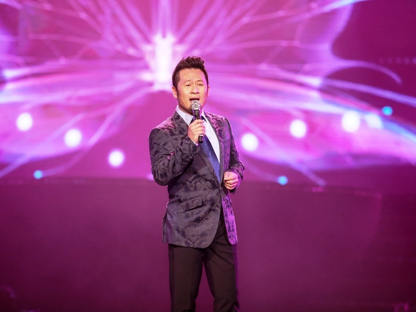 Tùng Dương, Bằng Kiều chinh phục gần 4 nghìn phụ nữ trong đêm “Son” ảnh 10