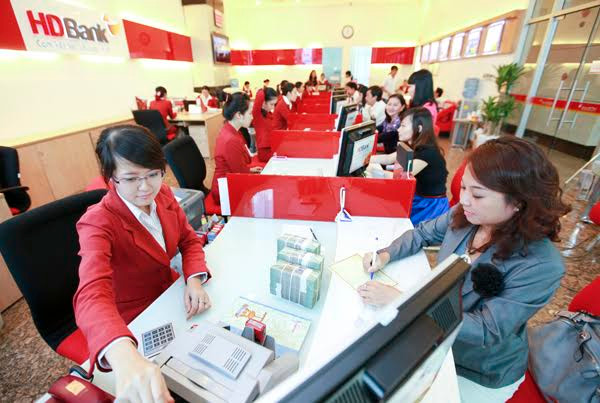 Ngân hàng HDBank dự kiến mức chia cổ tức lên tới 35% ảnh 1