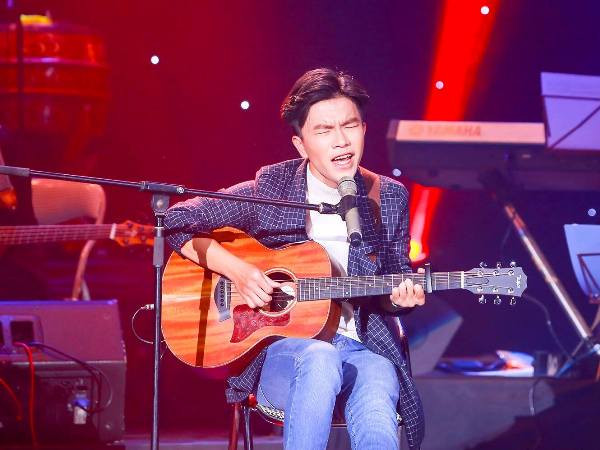 Chung kết cuộc thi 'Tiếng hát hữu nghị Việt – Trung' tại Hà Nội ảnh 1