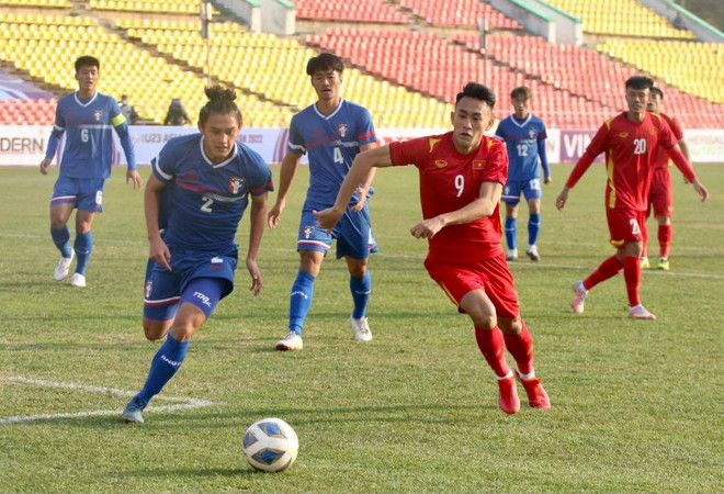 U23 Việt Nam dứt điểm kém cỏi trước U23 Đài Bắc Trung Hoa. (Ảnh: VFF) U23 Việt Nam thắng chật vật Đài Bắc Trung Hoa, khởi đầu thiếu ấn tượng ảnh 1