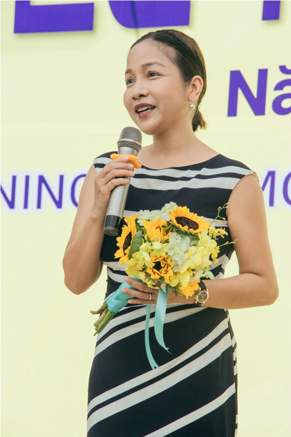 Sau tour diễn, Mỹ Linh “tăng tốc” mang âm nhạc đến các trường học ảnh 3