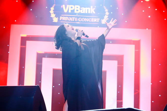 [Photo] 4 Diva làng nhạc Việt hát lần đầu tiên ở Hà Nội ảnh 8