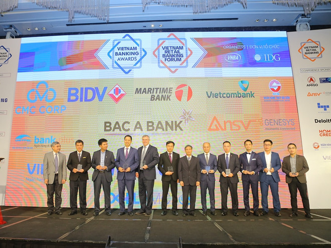 Trao 9 hạng mục giải thưởng Ngân hàng tiêu biểu tại Việt Nam năm 2017 ảnh 1