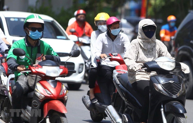 Ngày và đêm 31/5, Bắc Bộ ngày nắng nóng, đêm mưa rào và dông ảnh 1