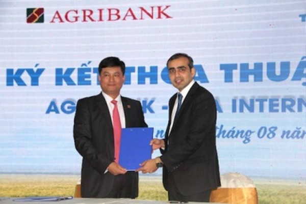 Agribank hỗ trợ nông dân mua máy nông nghiệp TATA của Ấn Độ ảnh 1