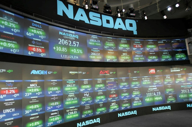 Phố Wall xanh sàn, S&P 500 và Nasdaq xác lập mức cao kỷ lục mới ảnh 1