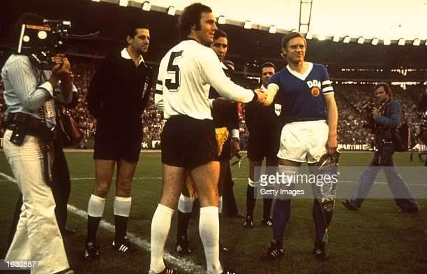 Câu chuyện những con số trên lưng các cầu thủ bóng đá ảnh 5