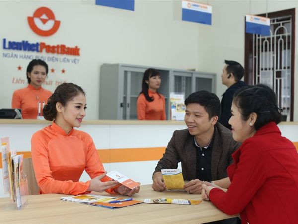 Các tổ chức tín dụng kỳ vọng tăng tốc trong những tháng cuối năm ảnh 1