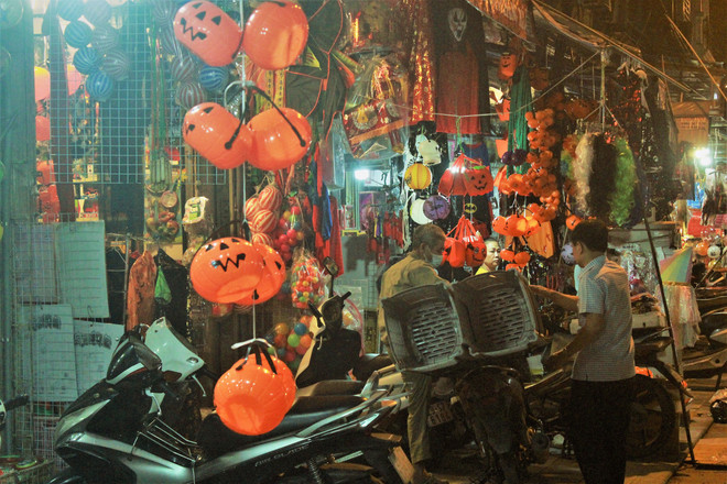 Thị trường ngày Halloween kém khởi sắc do ảnh hưởng của dịch bệnh ảnh 2