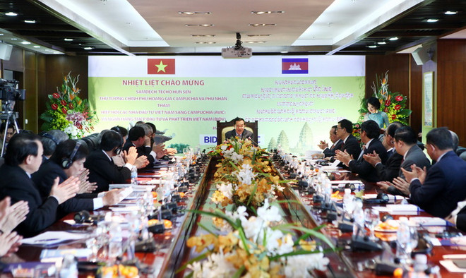 Hoạt động của Thủ tướng Campuchia ở Việt Nam ảnh 1