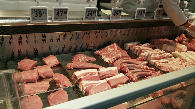 Italy tiêu hủy hơn 9 tấn thịt lợn Trung Quốc nhằm ngăn dịch ảnh 1