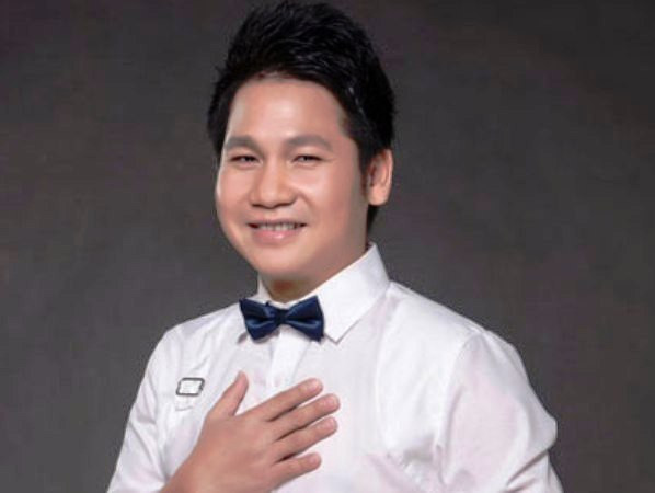 Ca sỹ Trọng Tấn: Poster in chữ "ông hoàng nhạc đỏ" là giả mạo ảnh 1