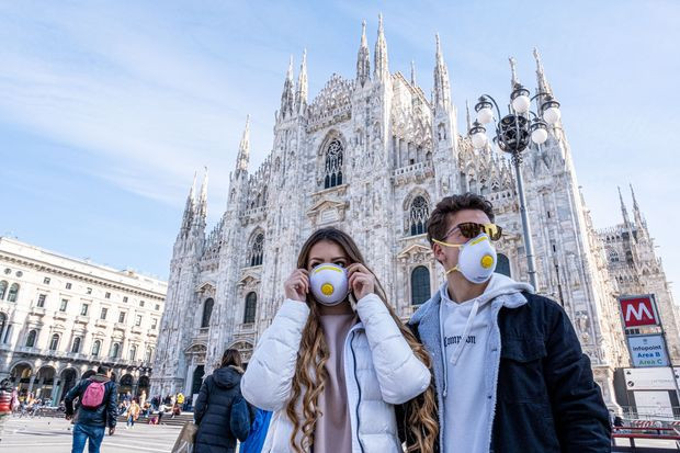 Số ca nhiễm COVID-19 đang bùng phát tại Italy. (Ảnh: Wall Street Journal) Một số quốc gia khuyến cáo người dân không nên tới Italy ảnh 1