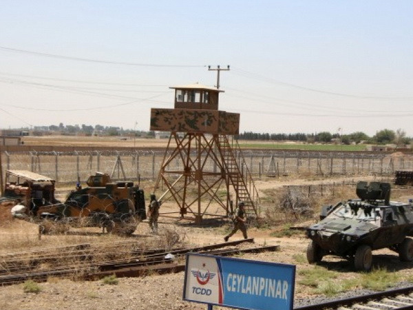 Mỹ sẽ lập các trạm quan sát tại biên giới Syria-Thổ Nhĩ Kỳ ảnh 1