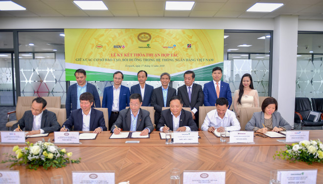 Vietcombank đẩy mạnh nghiên cứu, nâng cao chất lượng nguồn nhân lực ảnh 2