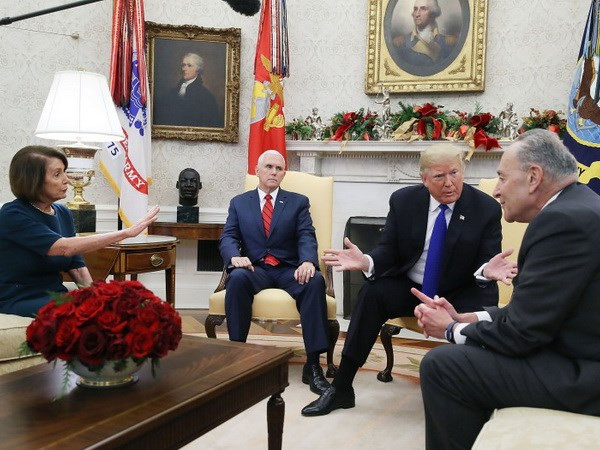 Tổng thống Mỹ hoãn chuyến công du nước ngoài của Chủ tịch Hạ viện ảnh 1