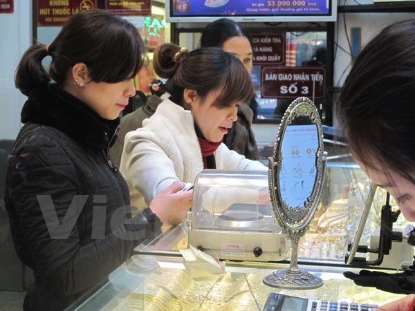 Giá vàng SJC đảo chiều tăng nhẹ 30.000 đồng, tỷ giá trung tâm giảm ảnh 1