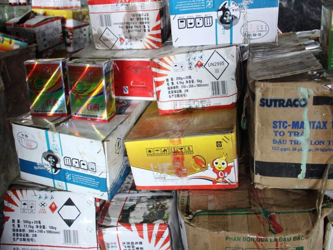 Cận cảnh tiêu hủy 5 tấn thuốc bảo vệ thực vật nhập lậu từ Trung Quốc ảnh 3