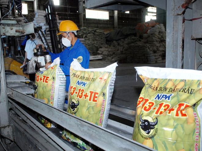 Cách chức Phó giám đốc Trung tâm khảo kiểm nghiệm phân bón Quốc gia ảnh 2