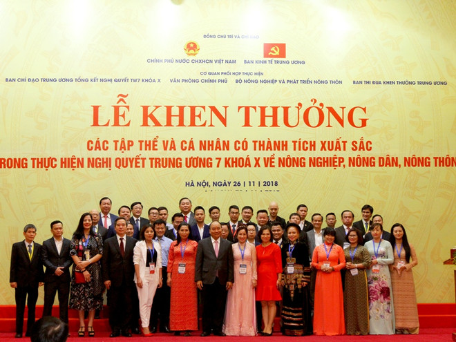 Agribank nhận Bằng khen của Thủ tướng Chính phủ về cho vay tam nông ảnh 2