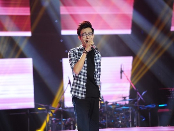 Tuấn Hưng “chịu thua” trước màn… cởi áo “dụ” thí sinh của Thu Phương ảnh 2