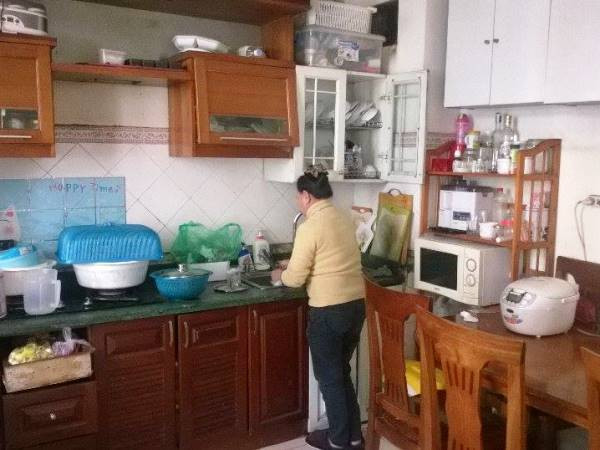 Giúp việc nghỉ Tết, cả nhà lao đao trở thành “ôsin" bất đắc dĩ ảnh 2