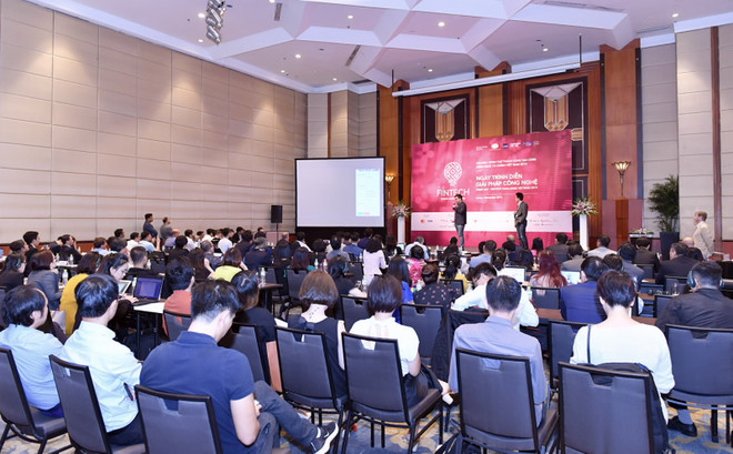 Trình diễn ứng dụng trí tuệ nhân tạo vào công nghệ tài chính ảnh 1