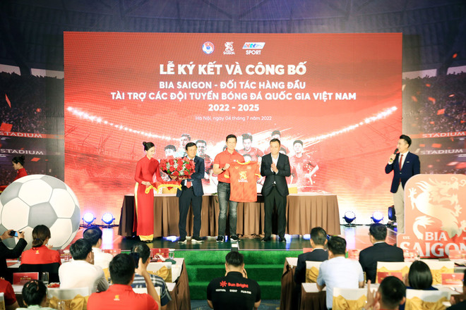 VFF công bố nhà tài trợ lớn trong 3 năm tới cho các đội tuyển Việt Nam ảnh 1