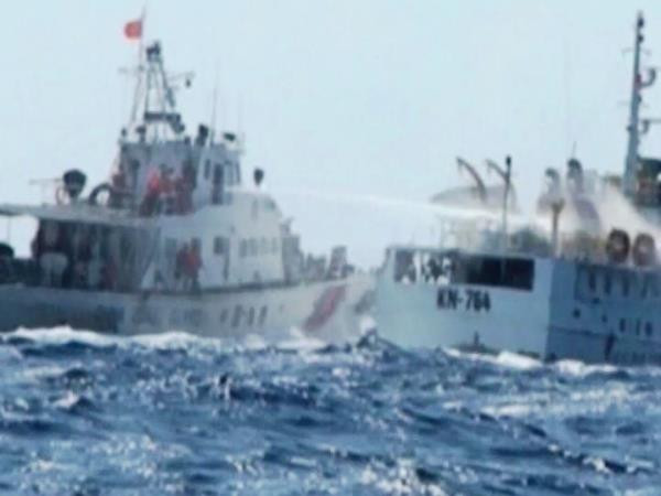 “Những cột mốc sống chủ quyền trên vùng biển Việt Nam” ảnh 2