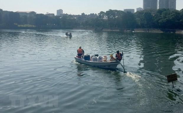 Hà Nội sẽ công khai kết luận thanh tra về chế phẩm làm sạch ao hồ ảnh 1