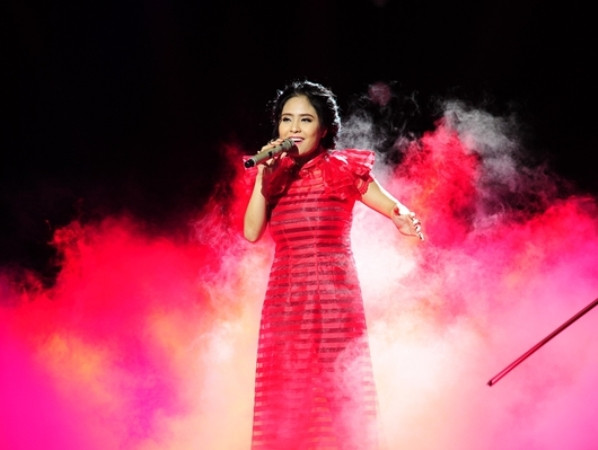 Sau lùm xùm “thầy trò,” Kiều Anh mang “Độc ẩm” lên Bài hát Yêu thích ảnh 1